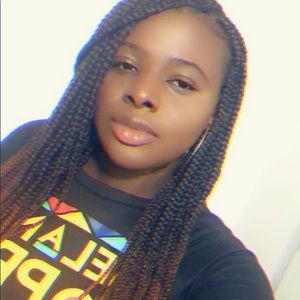 Meet your Posher, Cadeja